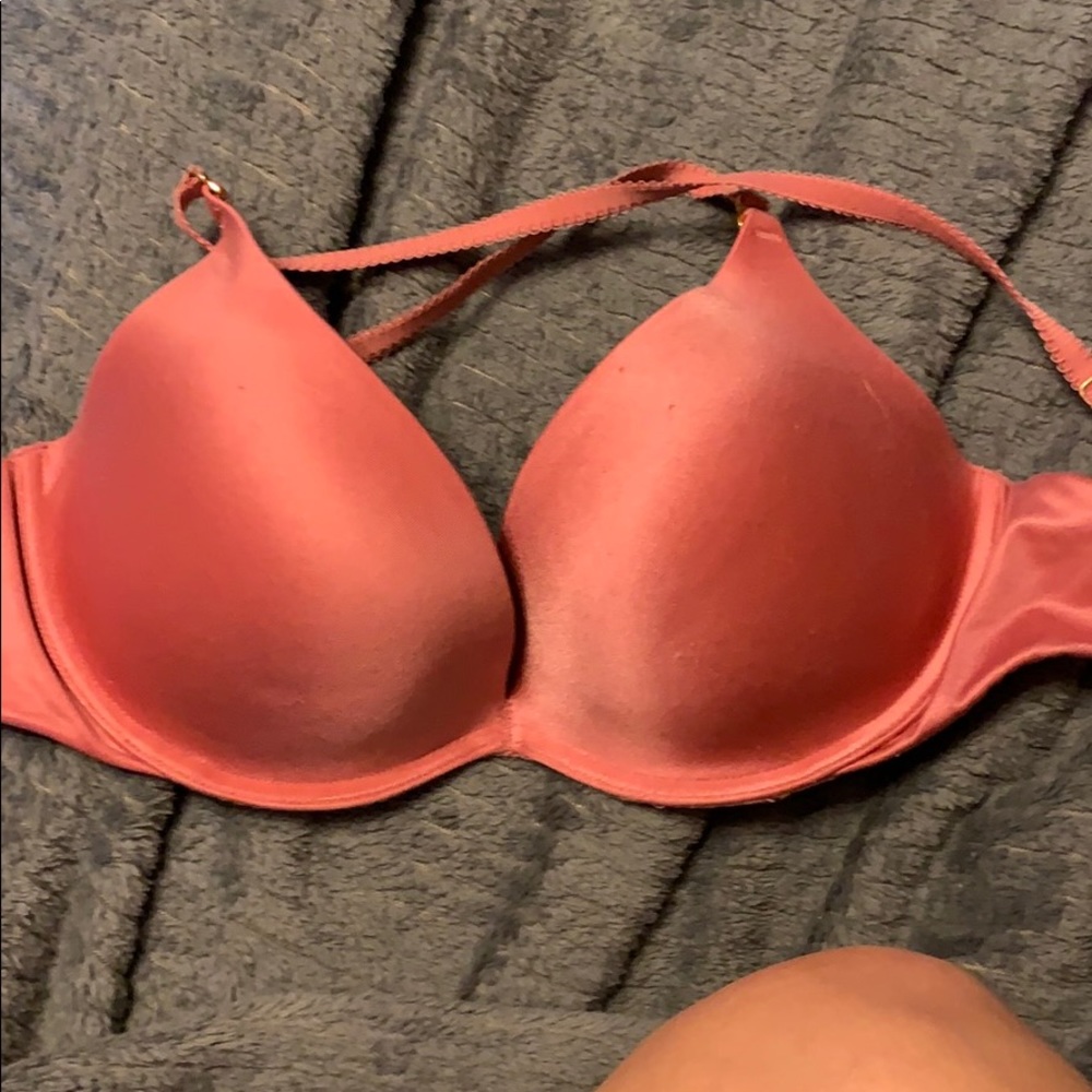 Victoria’s Secret 34c push up